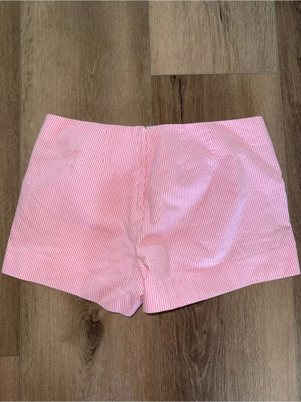 Lilly Pulitzer Pink and White Striped Seersucker Liza Shorts size 4